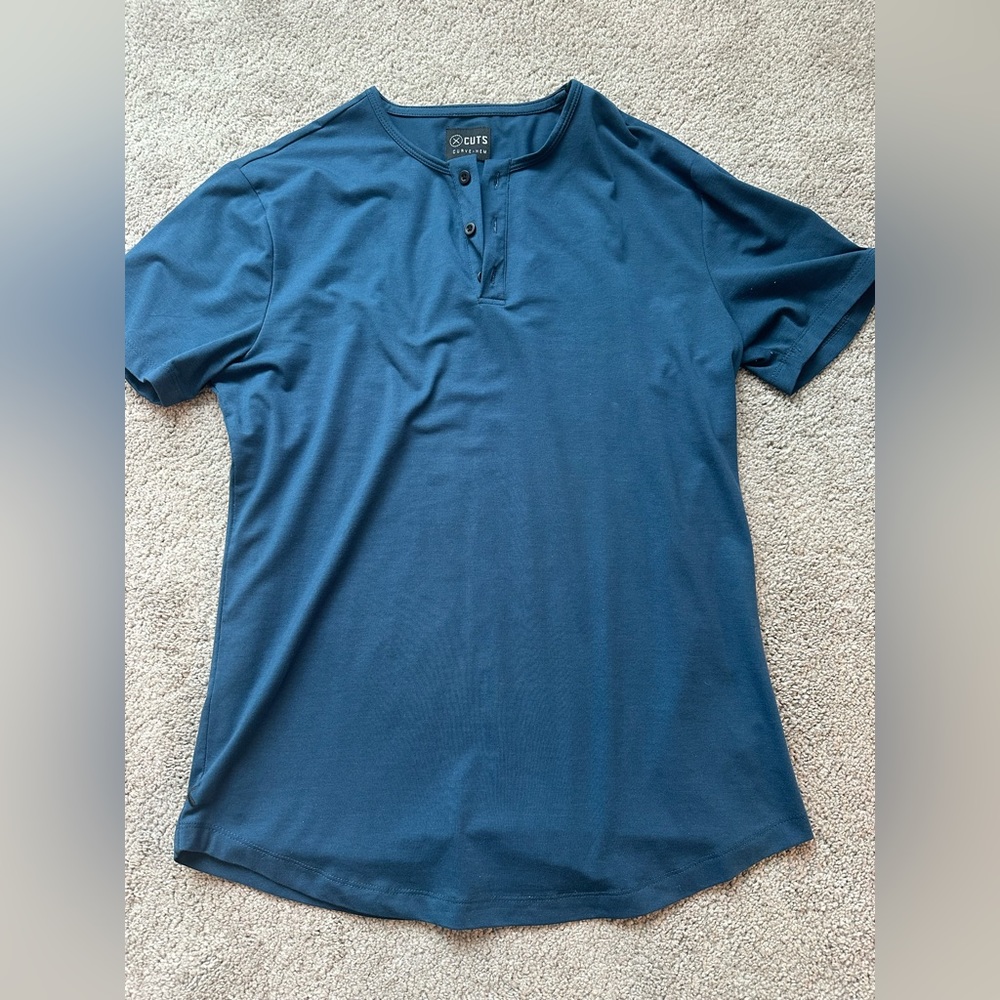 Cuts Clothing short sleeve Henley - M